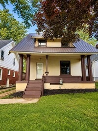 Building Photo - 142 Western Ave