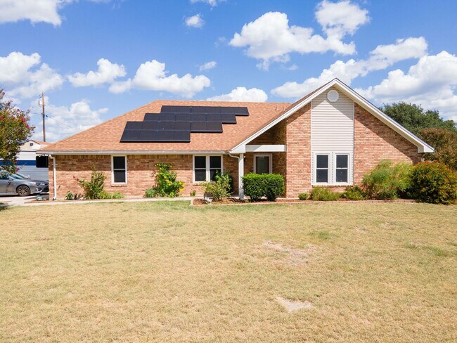 Building Photo - 122 CR - 4936