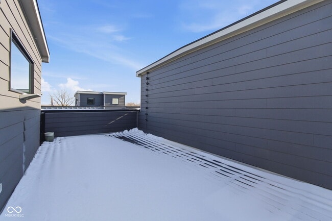 Building Photo - 1312 Colere Pl