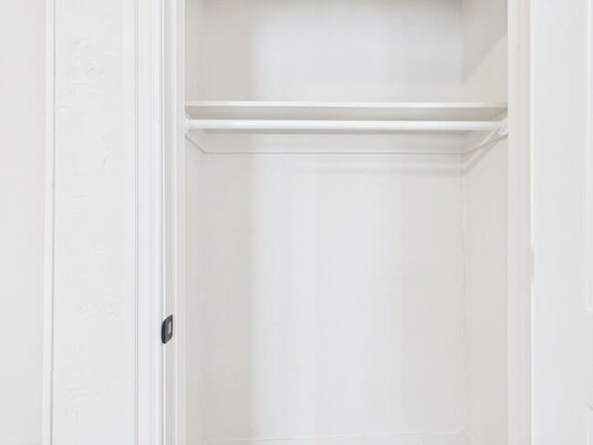 Building Photo - 1111 SW 13th Ave