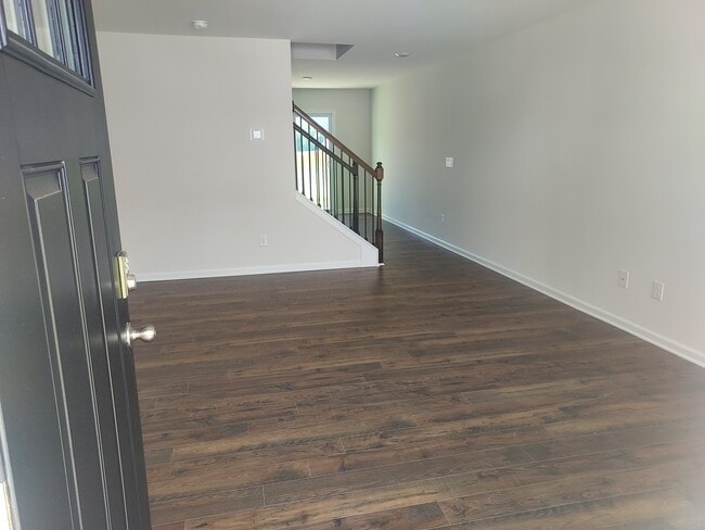 Building Photo - 66 Clear Creek Ln