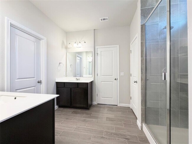 Building Photo - 18104 Emu Ln