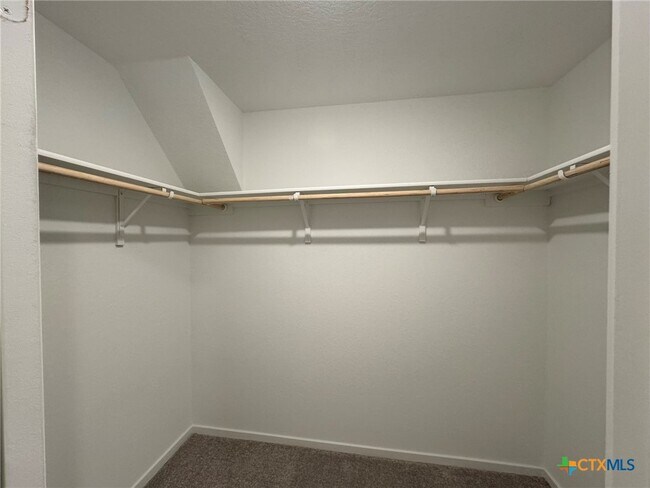 Building Photo - 3563 Prominence St