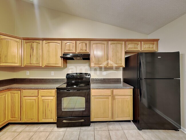 Building Photo - 11 Fillmore Way