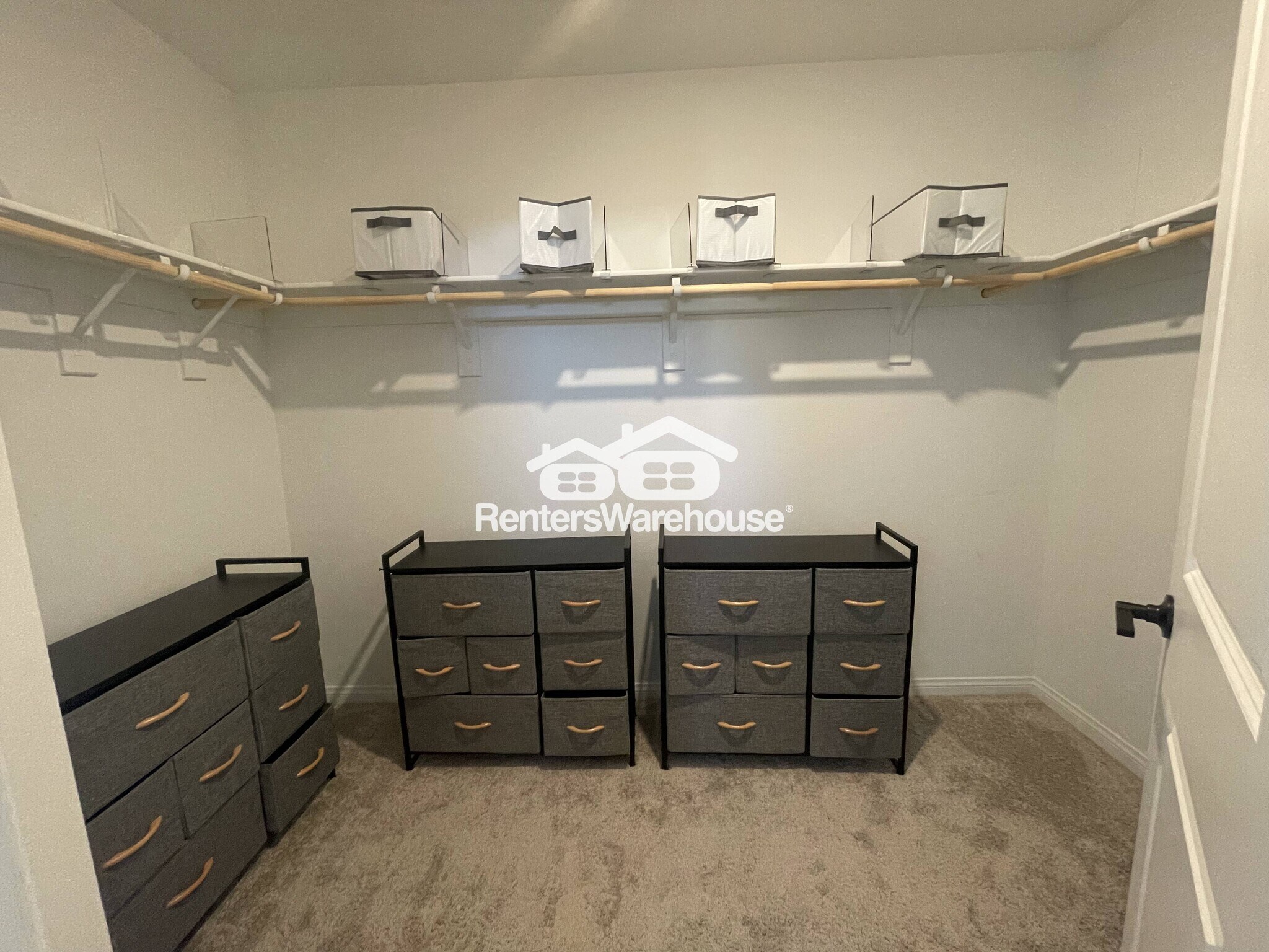 Building Photo - 856 Benning St