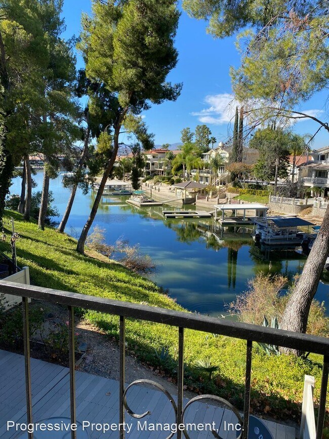 Building Photo - 24311 Canyon Lake Dr N