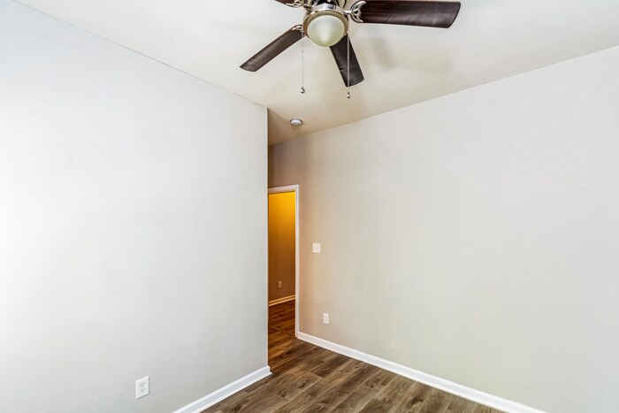 Building Photo - 650 Ganyard Farm Way