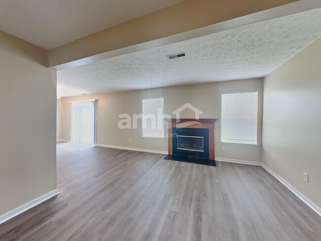 Building Photo - 6763 Wimbledon Dr