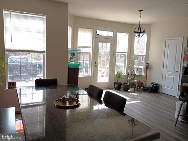 Building Photo - 42133 Fremont Preserve Square