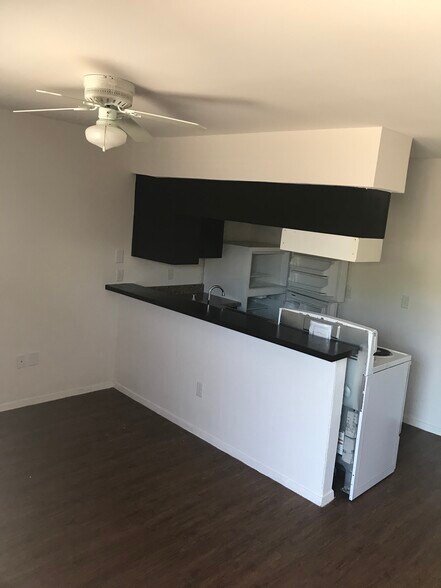 Building Photo - 706 Denson Dr