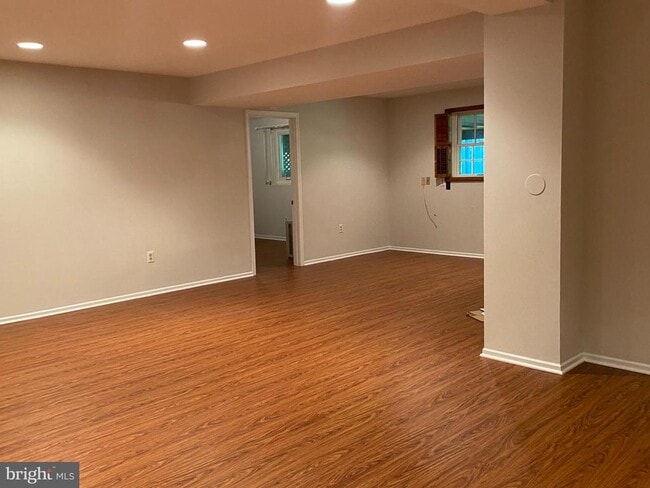 Building Photo - 6502 Sunny Hill Ct