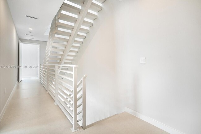 Building Photo - 1241 SW 23rd St