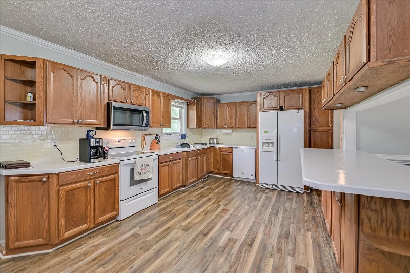 Building Photo - 103 Adams Ln