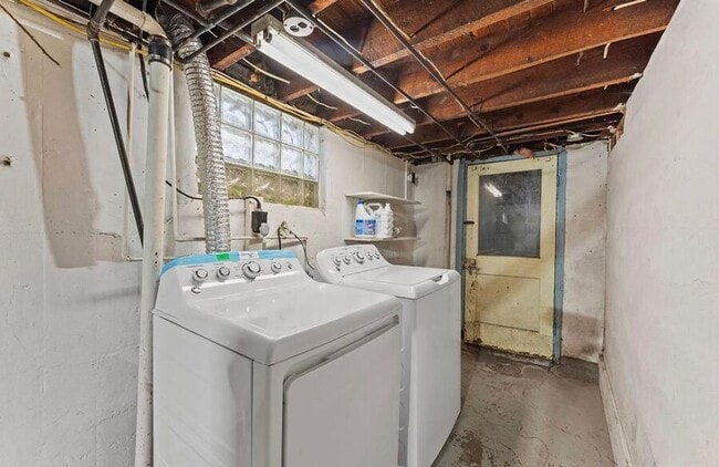 Building Photo - 3639 Columbus Ave