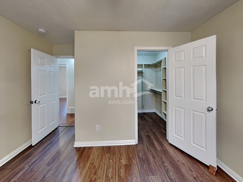 Building Photo - 120 S 1660 W