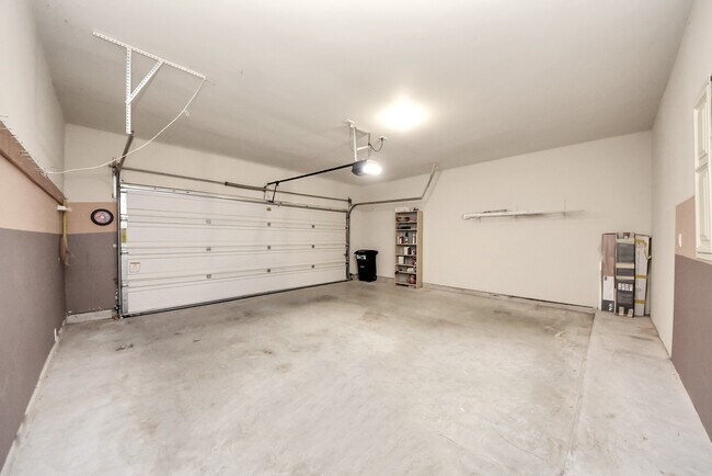 Building Photo - 1251 Glenwood Canyon Ln