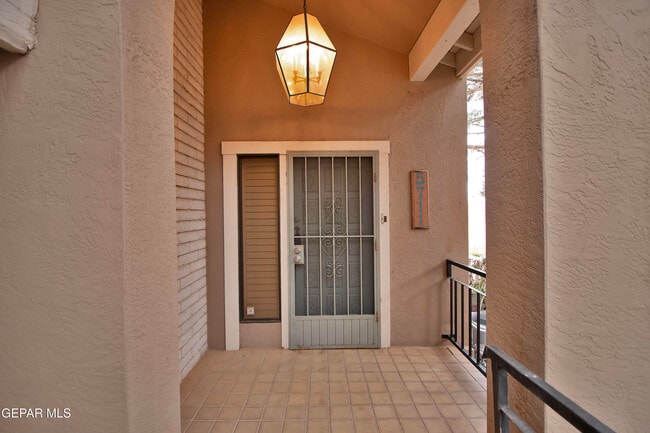 Building Photo - 5711 Mira Grande Dr