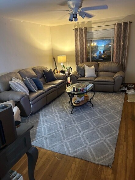 Building Photo - 35 S Knox St