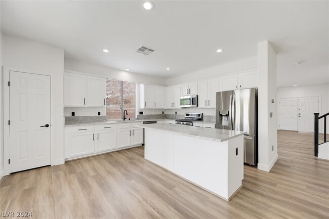 Building Photo - 311 St Augustine Ln