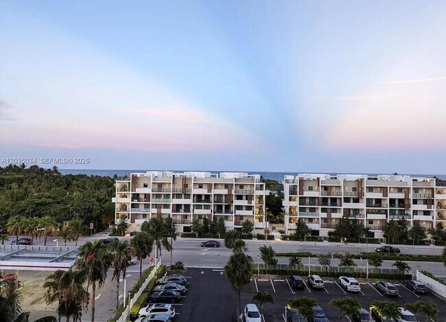 Building Photo - 3031 N Ocean Blvd