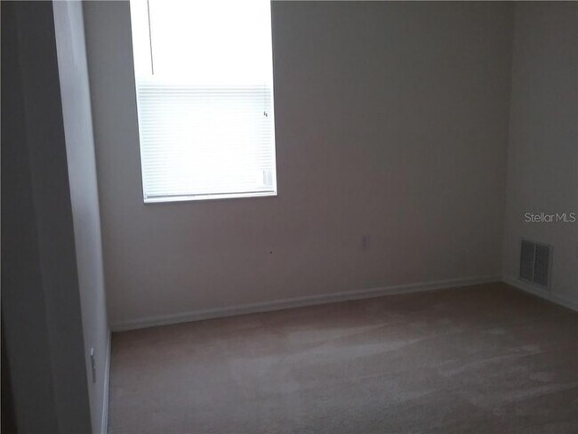 Building Photo - 6246 Blue Runner Ct