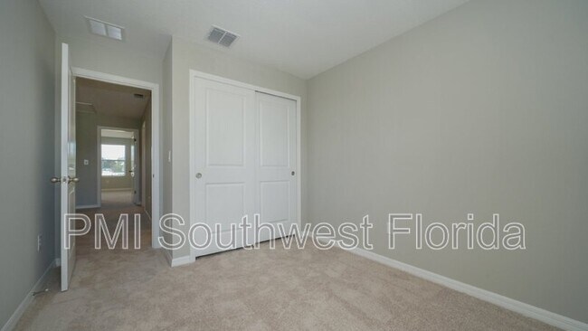 Building Photo - 5816 Ocean Isle Dr