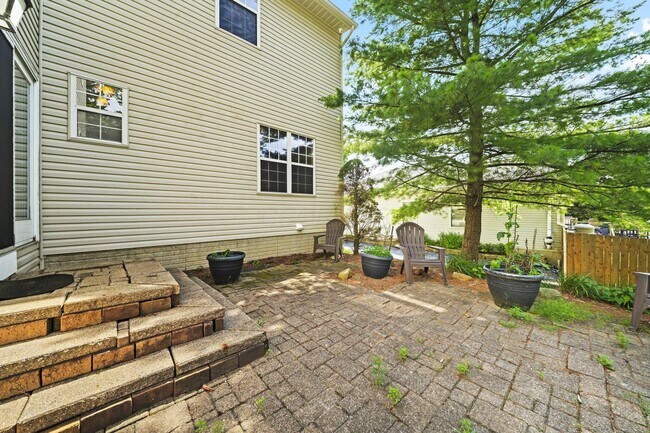 Building Photo - 7854 Astra Cir