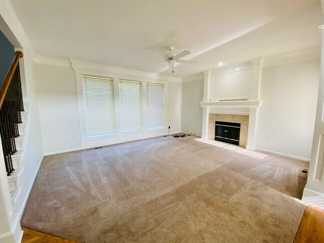 Building Photo - {15808} Hampton Place Two Story Home + Finished Basement + Three Car Garage + Blue Valley HS