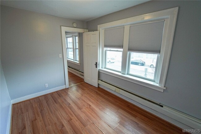 Building Photo - 1225 Hertel Ave