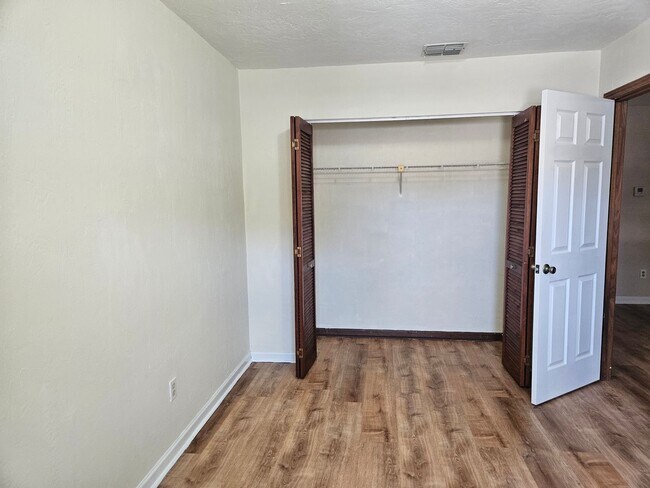 Building Photo - 3884 Osprey Cir