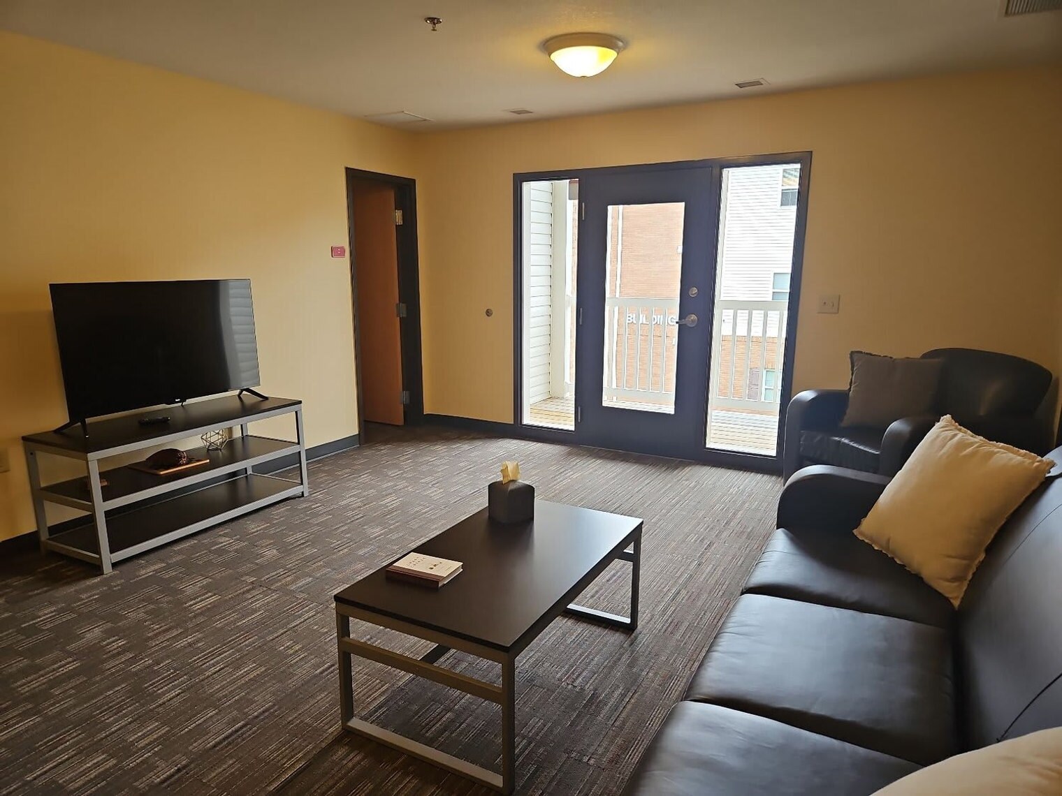 Building Photo - 1695 N Lexington-Springmill Rd