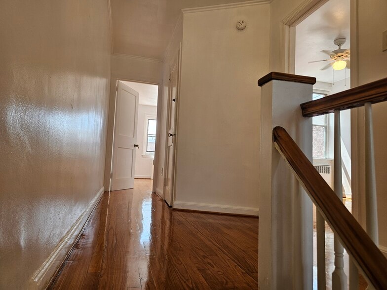 3rd bedroom view from staircase - 1268 Stirling St