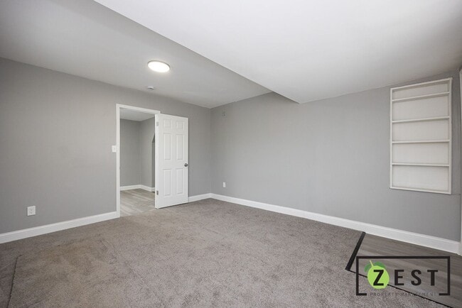 Building Photo - OPEN HOUSE-JANUARY 2ND! 3PM-3:30PM! WELCOME HOME!!!!