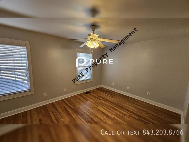 Building Photo - 3 bedroom N. CHS LAKE VIEW AVAILABLE NOW!!!