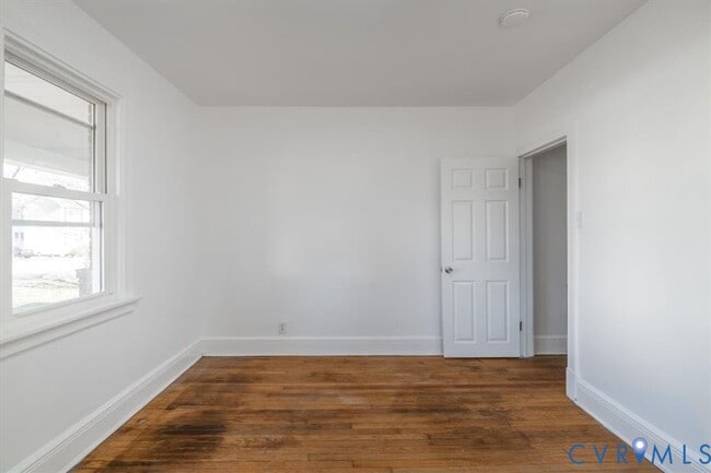 Building Photo - 1401 Byron St