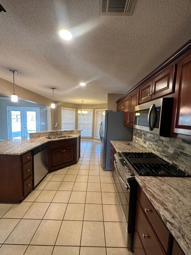 Building Photo - Briarhill Acres