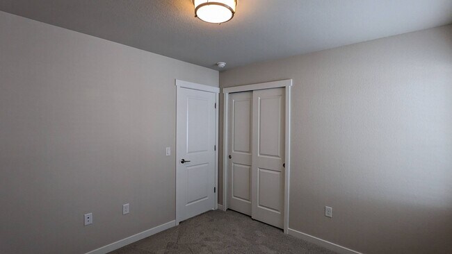 Building Photo - 17606 Lucky Penny Ln