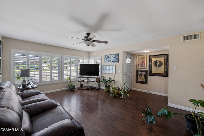 Building Photo - 4170 Lake Harbor Ln