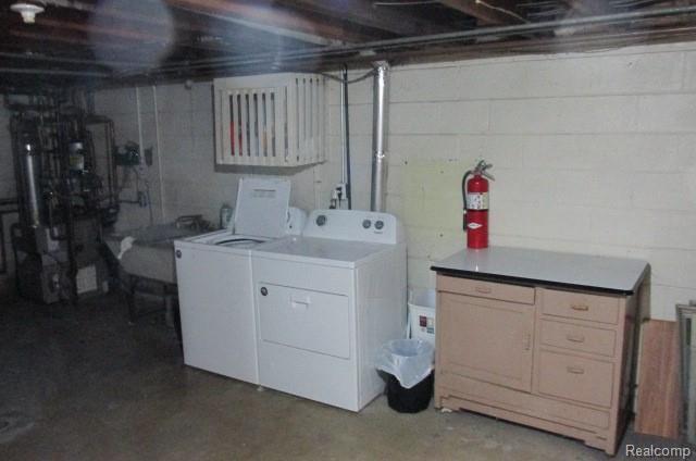 Building Photo - 445 W Breckenridge St