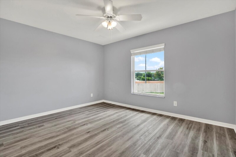 Building Photo - 544 Lake Cypress Cir