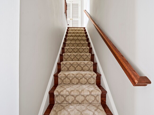 Building Photo - 2498 Curie Ct