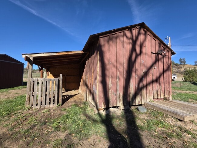 Building Photo - 101 Co Rd 339