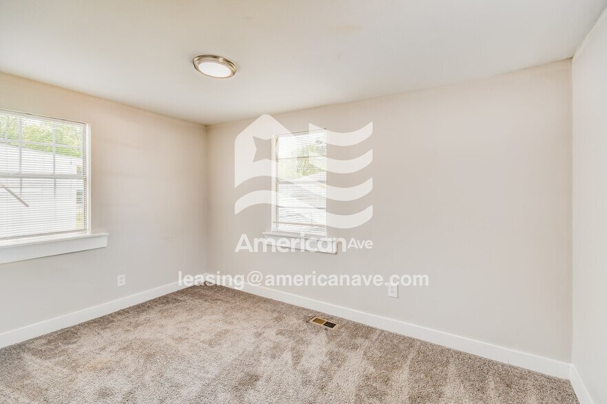 Building Photo - 1853 Princeton Ct SW