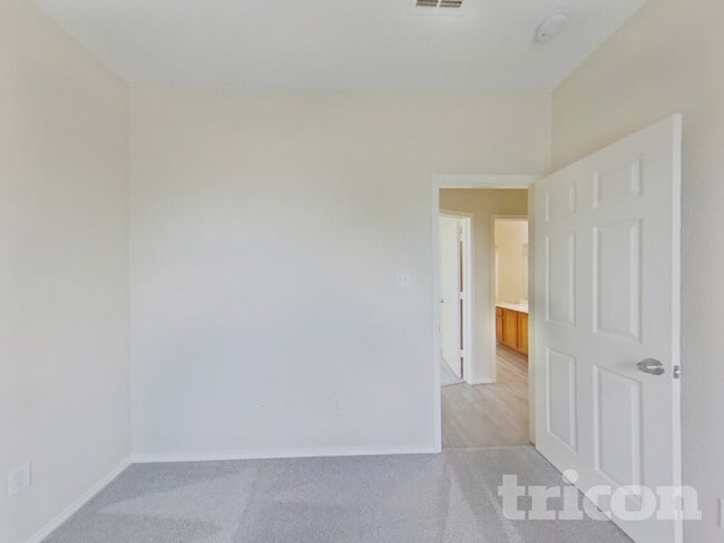 Building Photo - 6300 Downeast Dr