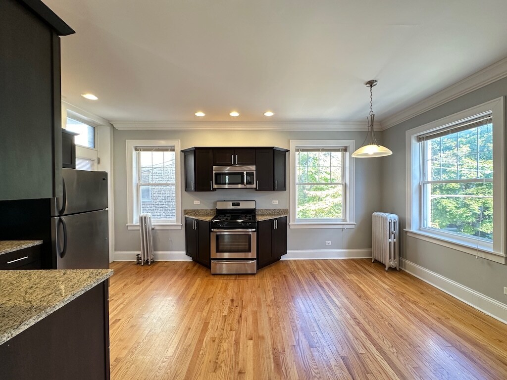 Building Photo - 4414 N Rockwell St