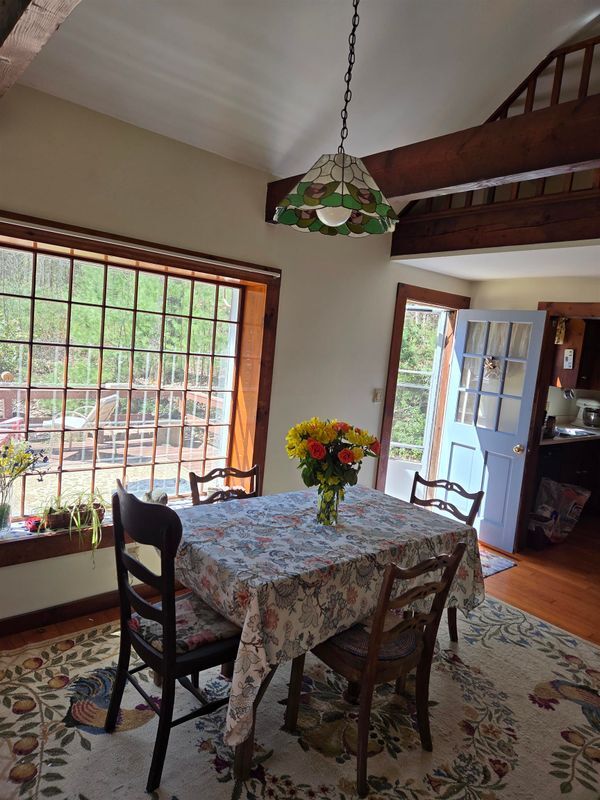 Building Photo - 43 Casalis