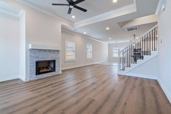 Building Photo - 6602 SW Spindle St