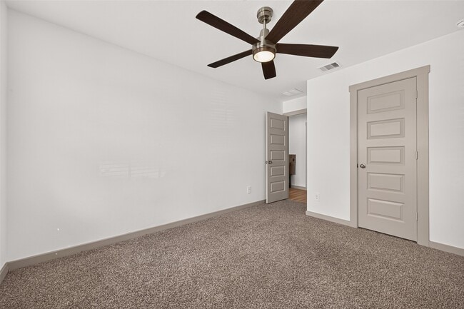 Building Photo - 3939 Hordley Ter Trl