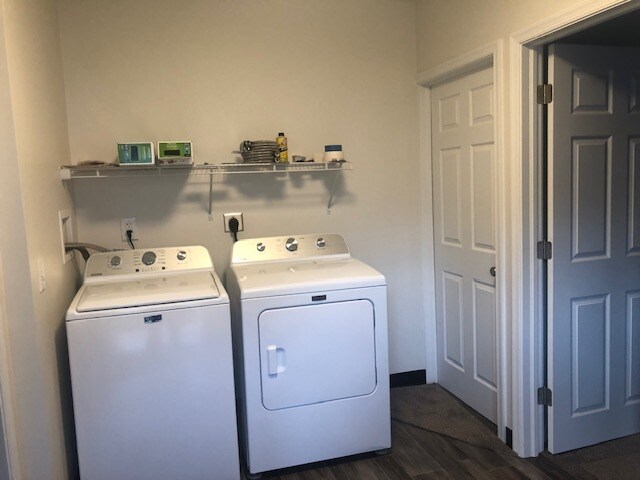 Laundry - 39 S 5th Ave
