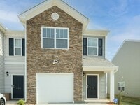 Building Photo - 3 Bed 2.5 Bath Townhome, END UNIT WITH PRIVATE BACKYARD! $500 OFF FIRST FULL MONTH RENT